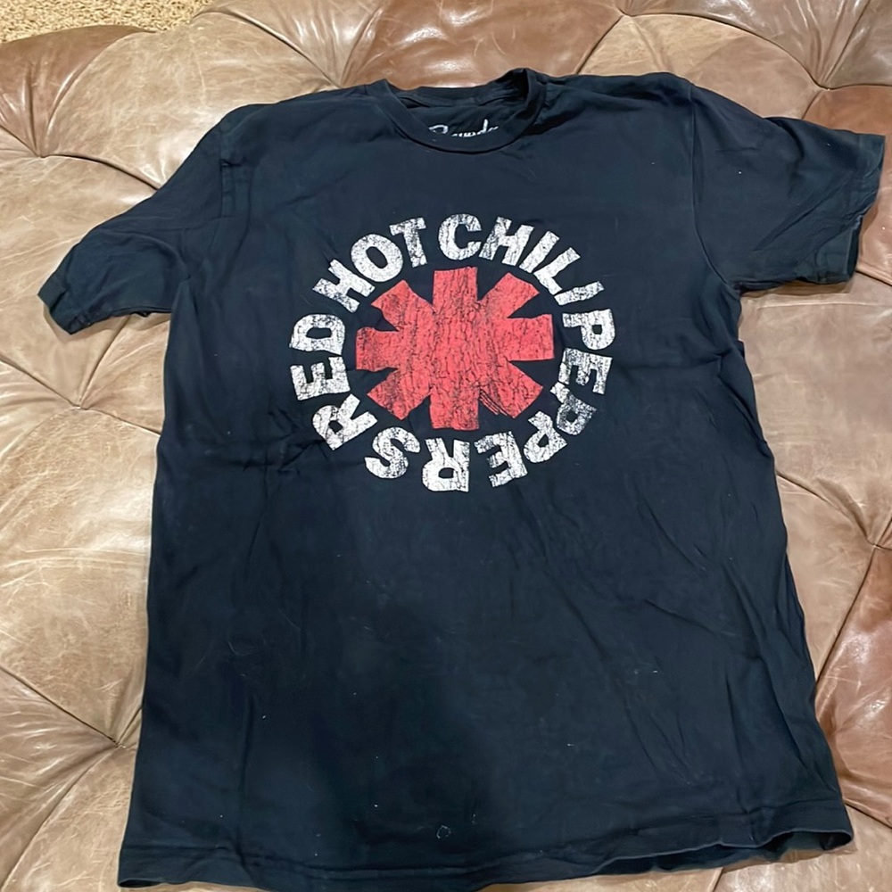 Red Hot Chili Peppers T-shirt size M